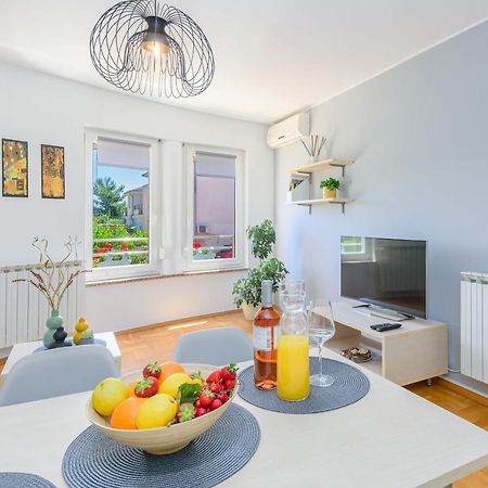 Apartment Vita Pula Ngoại thất bức ảnh