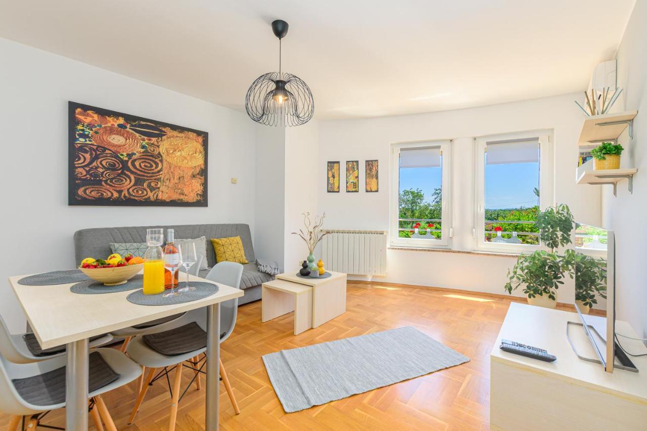 Apartment Vita Pula Ngoại thất bức ảnh