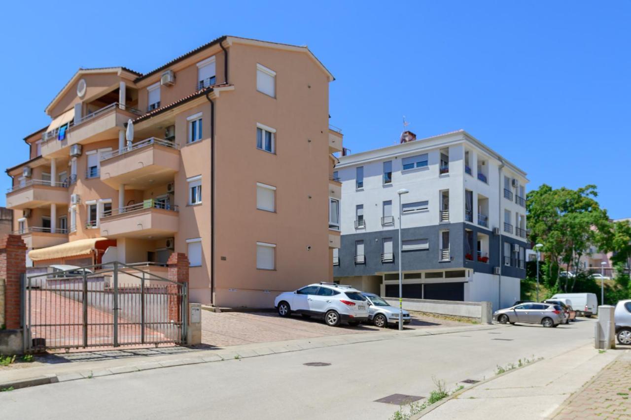 Apartment Vita Pula Ngoại thất bức ảnh